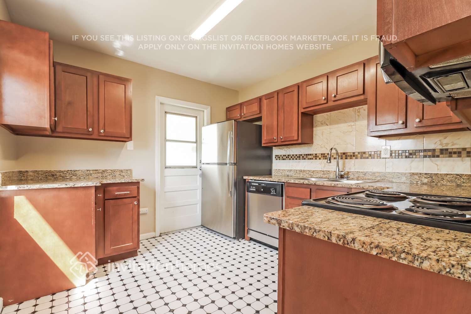 Building Photo - 7020 Aspen Ave