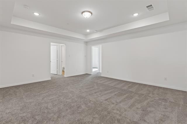 Building Photo - 621 Somerset Dr