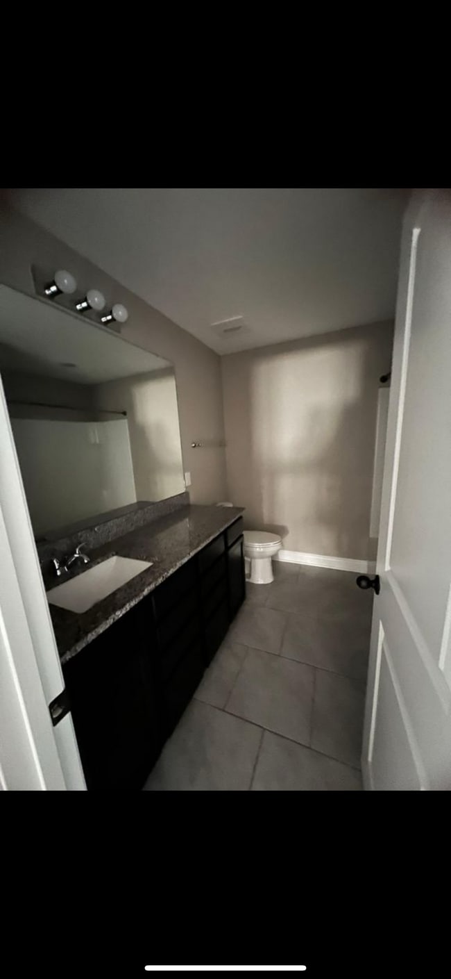Building Photo - 1638 Highbanks Cir