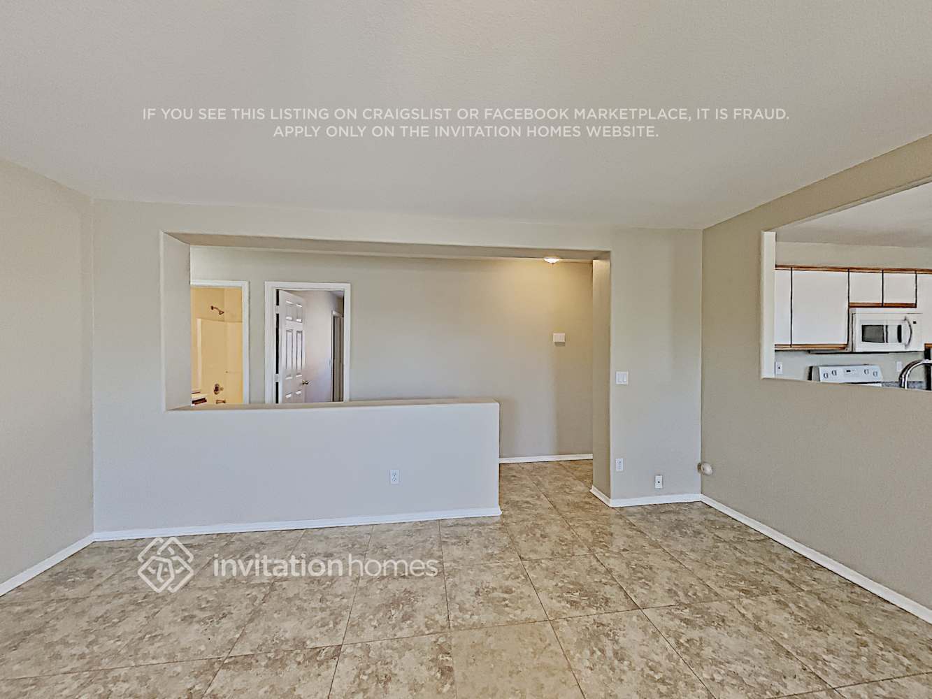 Building Photo - 11360 E Sunland Ave