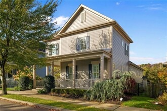 Building Photo - 261 1st St