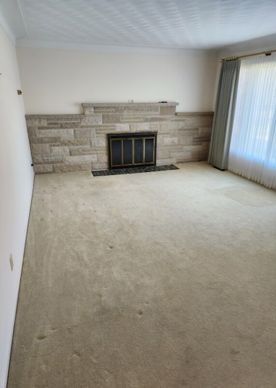 Building Photo - 5354 Woodfield Ave