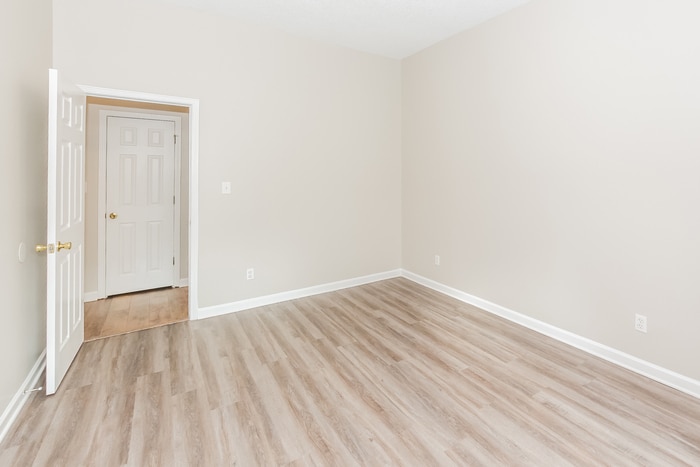 Building Photo - 20 2nd St