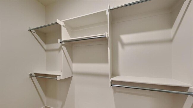 Building Photo - Luxury 3 Bedroom 2 Bathroom Duplex in Bethany, Ok- Lawn care included-**LEASING SPECIAL**