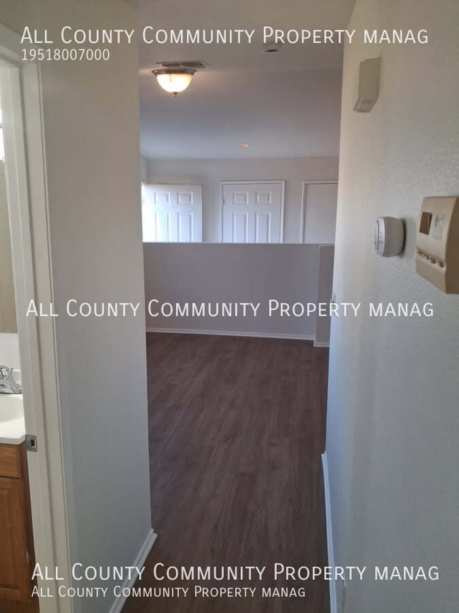 Building Photo - 58439 Palisade Dr