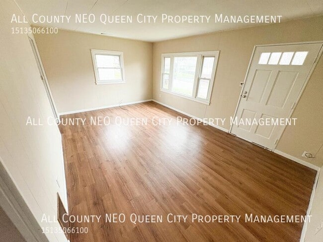 Building Photo - 2440 Ulrich Ave