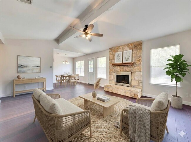 Building Photo - 519 Yucca Dr