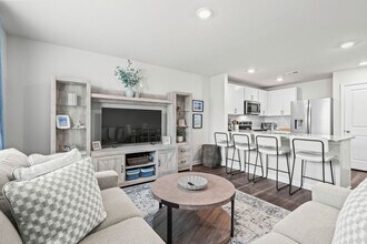 Building Photo - 332 Bayou Loop