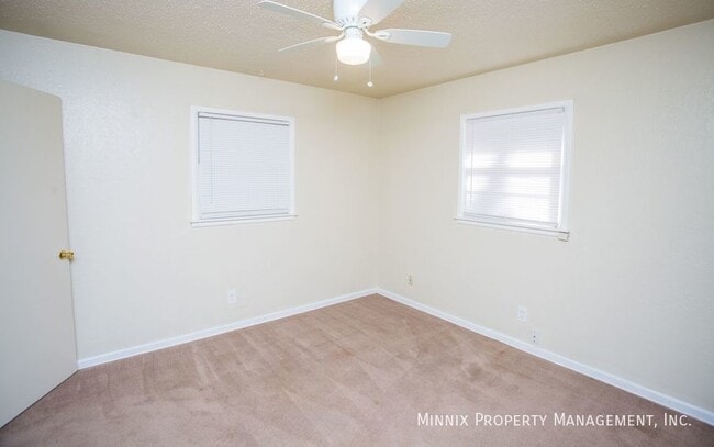 Building Photo - 2113 S Loop 289