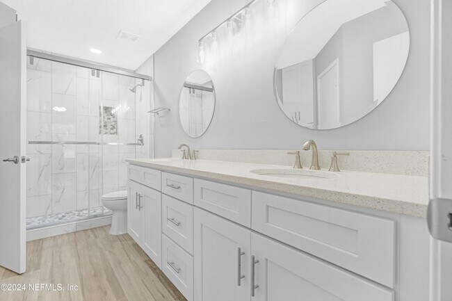 Building Photo - 3912 English Colony Dr S