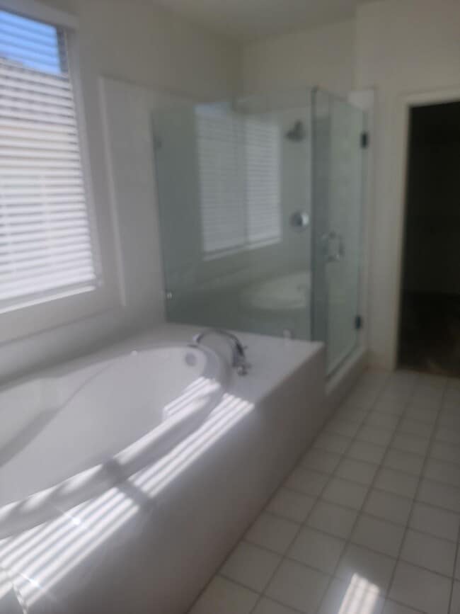 Building Photo - BEAUTIFUL 4 bed/4.0 Bath in the desirable community of Aliso Viejo