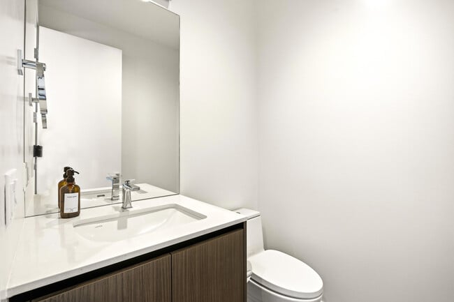 Building Photo - 57880 Salida del Sol