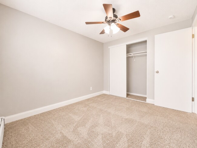 Building Photo - 7145 Alegre Cir