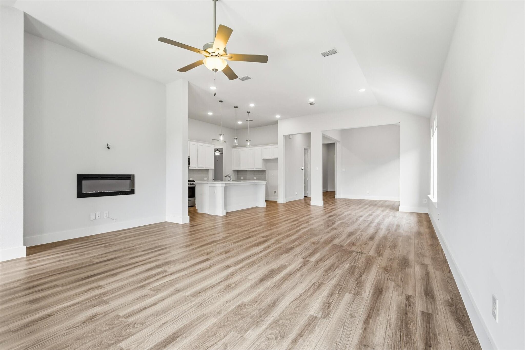 Building Photo - 1861 Arbor Dr