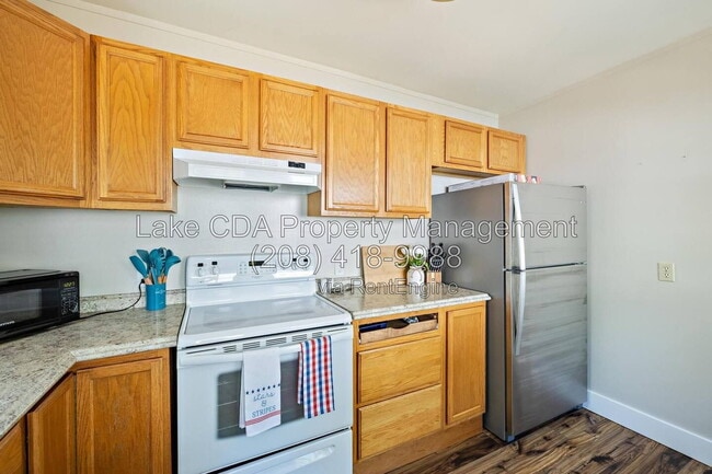 Building Photo - 1202 N C St