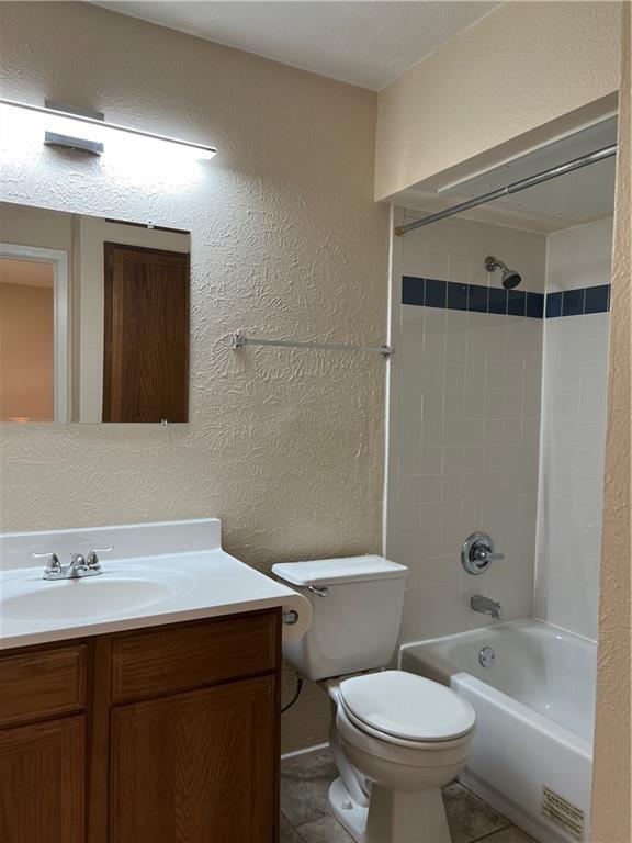 Building Photo - 4405 Avenue A