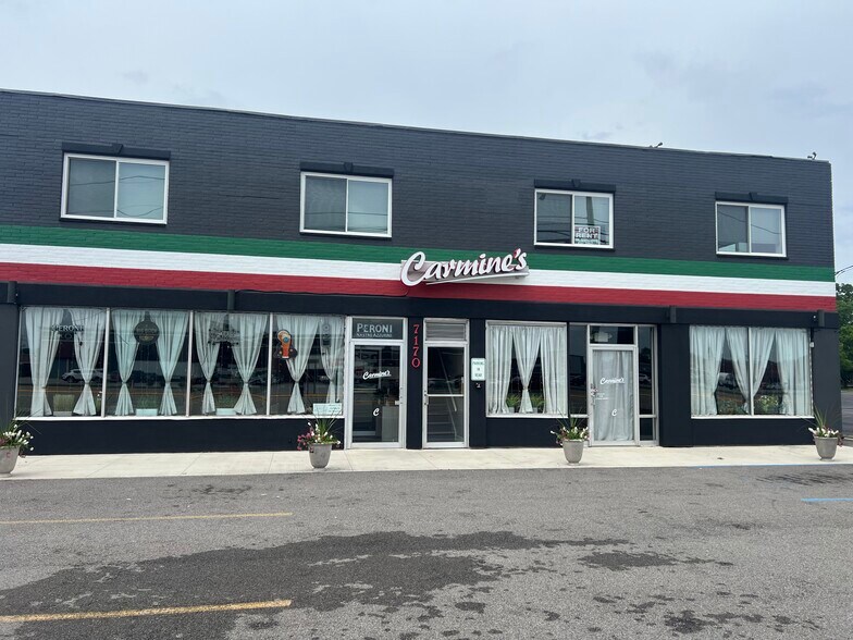 Building Photo - 7170 Transit Rd