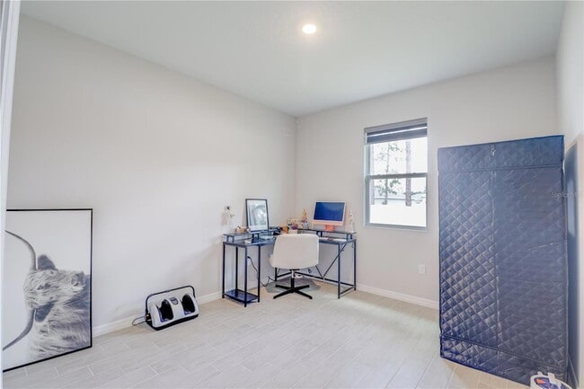Building Photo - 7439 SW 130th Ln