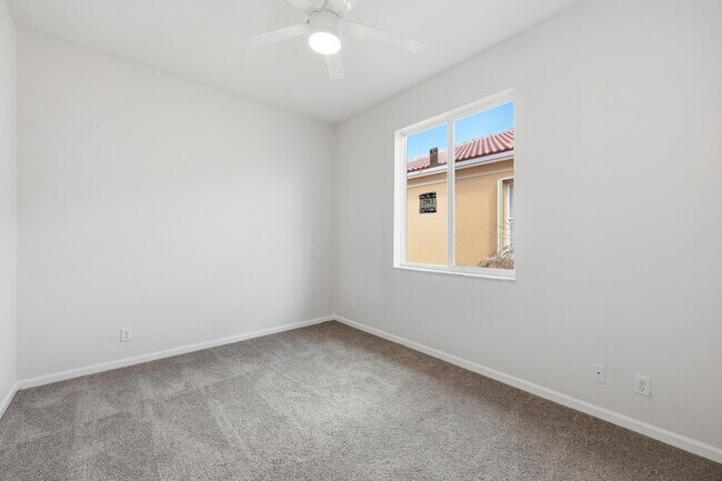 Building Photo - 5601 Spanish River Rd