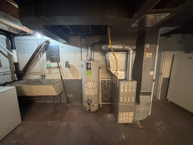 Building Photo - New Year, New Home, $500 Off! Want to stop renting and finally own your own home? Now you CAN — w...