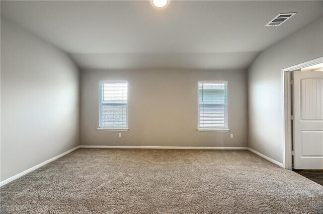 Building Photo - 212 Strand Ln