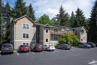 Building Photo - Spacious and Bright 2 Bed 2 Bath Kirkland ...
