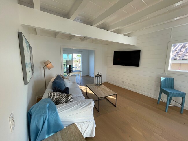 Living Room - 1398 Seacoast Dr