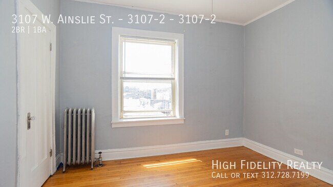 Building Photo - 3107 W Ainslie St
