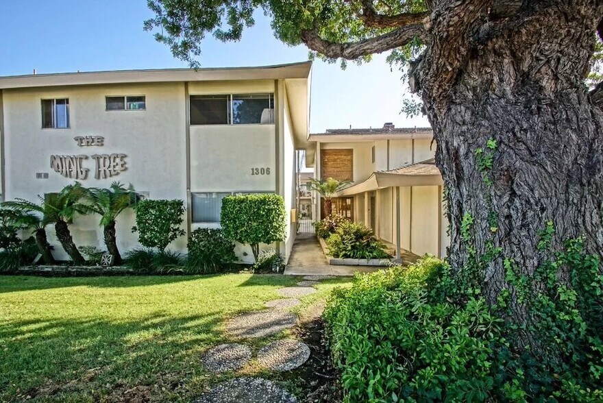 Building Photo - 1306 Amethyst St