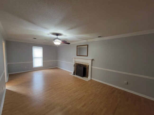Building Photo - 4768 Red Leaf Ct