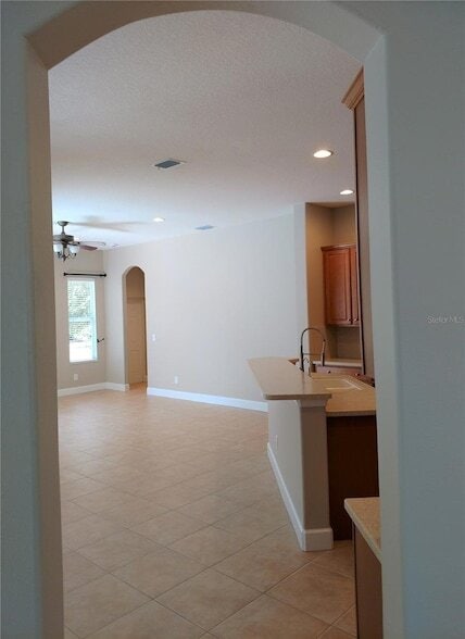 Building Photo - 919 Scherer Way