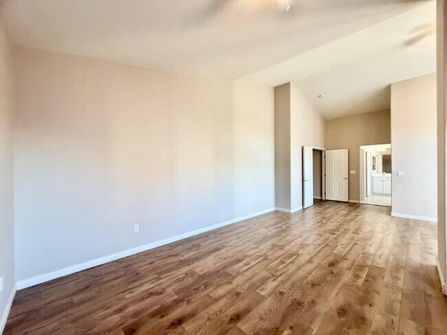 Building Photo - GATED SUMMERLIN HOME | 5 BEDROOM + DOWNSTAIRS DEN | 3-CAR GARAGE