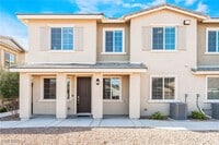 Building Photo - 5730 Sky Pointe Dr