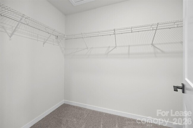 Building Photo - 541 Mahogany Rd