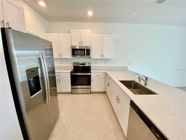 Building Photo - 6246 Shiner St