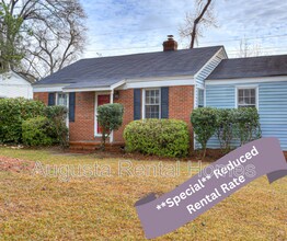 Building Photo - 1019 1/2 Bedford Drive