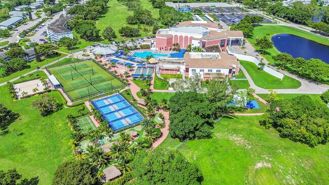 Building Photo - 154 Upminster G