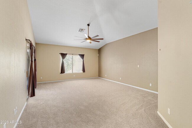 Building Photo - 4335 E Fox Cir