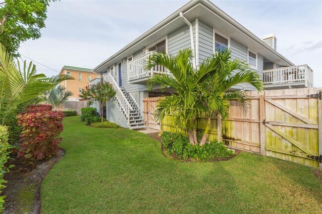 Building Photo - 3604 E Maritana Dr