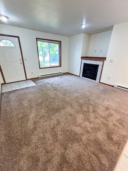 Building Photo - 4207 Echo Valley Dr