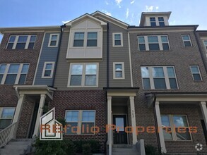 Building Photo - Lovely 3 Story 3 Bedroom 3.5 Bath 1 Car-Ga...