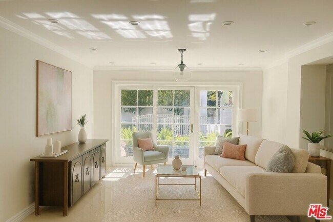 Building Photo - 1743 Stone Canyon Rd