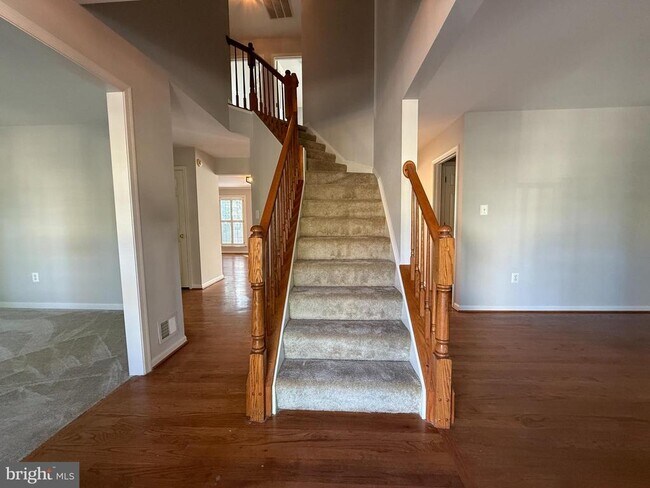 Building Photo - 20453 Charter Oak Dr