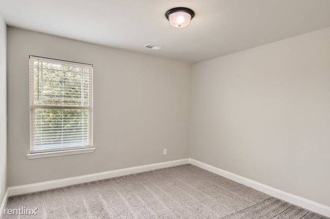 Building Photo - 4 br, 2.5 bath House - 309 Dandie Ln UNIT
