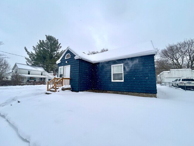 Building Photo - Two Bedroom Home in Muskegon