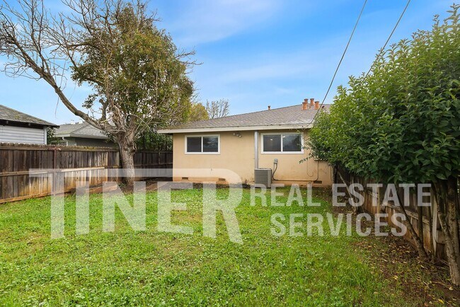 Building Photo - 10193 Crawford Way