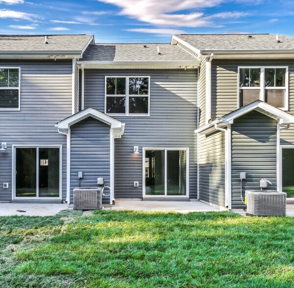 Building Photo - 202 W Point Dr