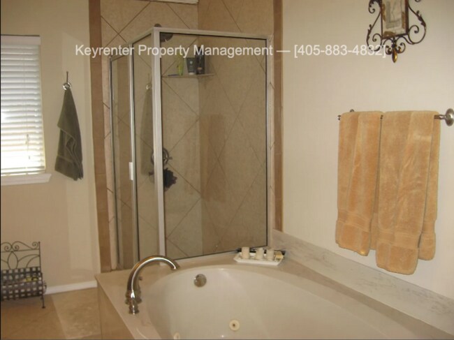 Building Photo - 12100 Blueway Ave