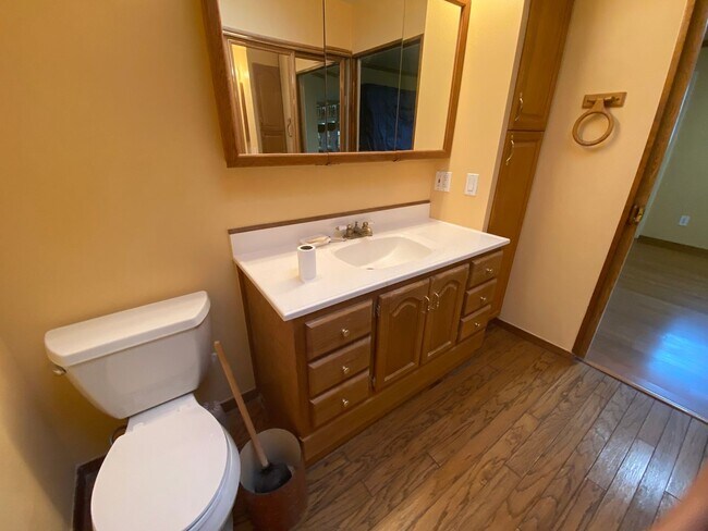 Building Photo - Beautiful 3 Bedroom Home in NE Albuquerque