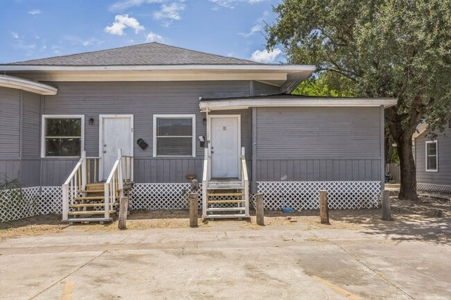 Building Photo - 2 Bedroom Apt in Brownsville, TX